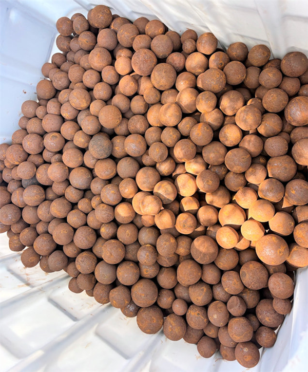 9 Units - Approx. 2-TON Totes of Steel Grinding Balls in a mix of 1-1/2" - 3-1/2" size